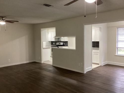 6636 Anne Ct, Fort Worth TX  76148-2701 exterior