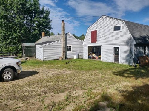 40 Thurston Rd, Milton, NH 03851-4740