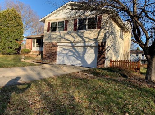 745 Mulberry Ct, Barrington Hills, IL 60102