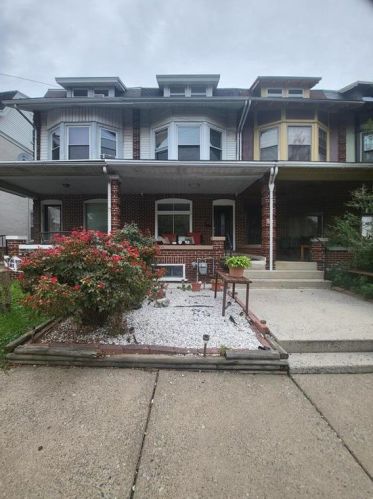 307 Madison St, Allentown, PA 18102-4624