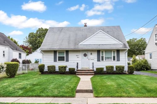 27 Bromley Pl, Bloomfield, NJ 07003-5336