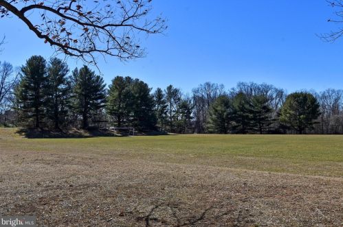 15037 Butterchurn Ln, Silver Spring MD 20905-5741 exterior