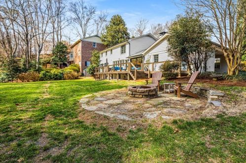 935 Landmark Dr, Atlanta GA  30342-2405 exterior