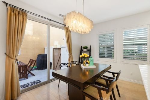 38 Latitude, Irvine CA  92618-8821 exterior