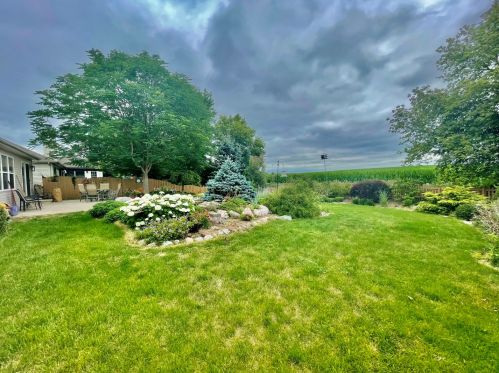 1172 Arneita St, Sycamore IL  60178-1125 exterior