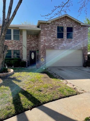 5617 Ainsdale Dr, Fort Worth, TX 76135-1446