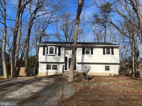 217 California Trl, Browns Mills, NJ 08015-5641