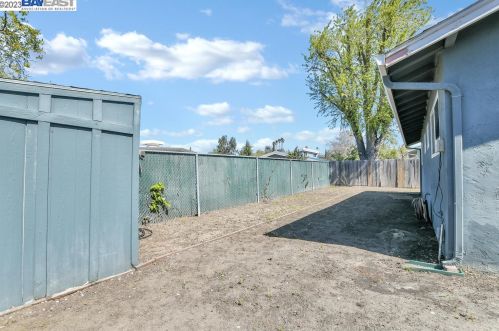 3619 Thunderbird Ct, Concord CA  94520-1430 exterior
