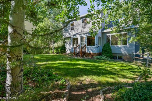 8028 Springshire Dr, Park City UT 84098-5396 exterior