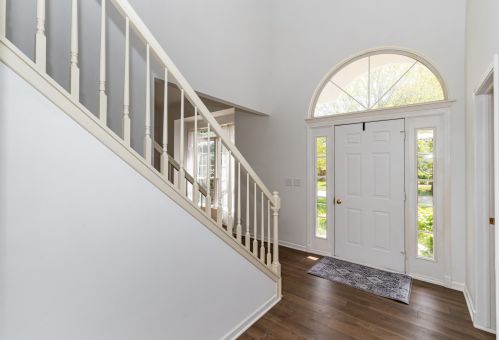 941 Sycamore Ln, Batavia, IL 60510-4541