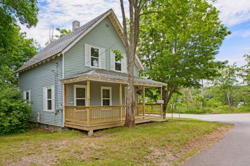 20 Sterling St, Waltham, ME 04605-1838