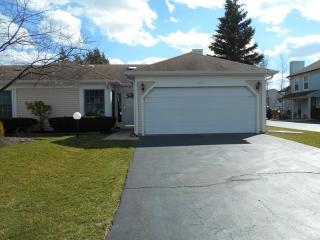 1239 Clematis Dr, Streamwood, IL 60107-1897