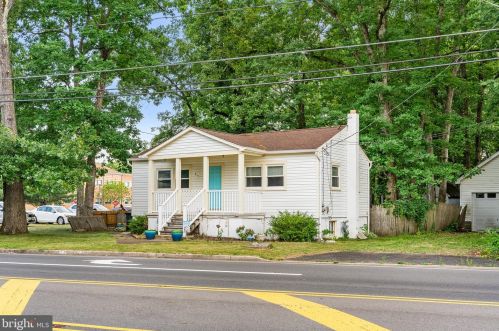 510 Hartford Rd, Mount Laurel, NJ 08054-9512