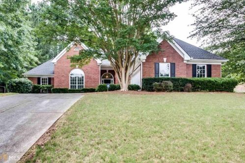 507 Antler Ln, Suwanee, GA 30024-4112