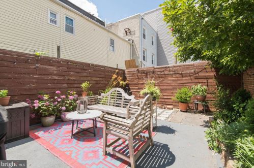 413 Belgrade St, Philadelphia PA 19125-2622 exterior