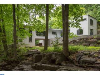 2398 Daniel Bray Hwy, Stockton, NJ 08559-1821