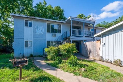 739 1st Ave, Chico, CA 95926-4431