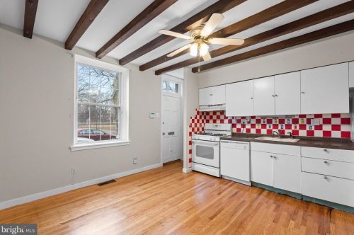 615 Lombard St, Philadelphia PA  19147-1416 exterior