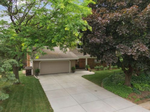 4493 Evergreen Dr, Saint Paul MN  55127-3626 exterior