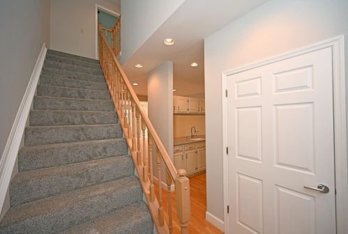 2102 Alpine Pl, Cincinnati OH  45206-2603 exterior