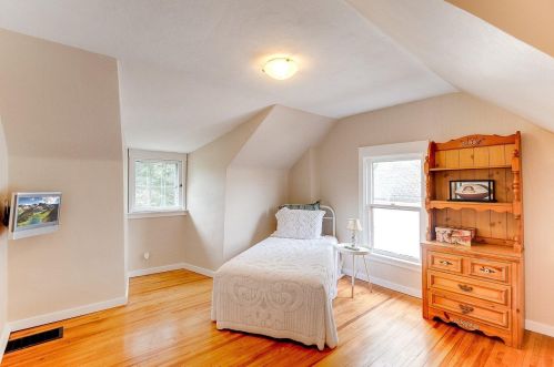 2209 2nd St, Saint Paul MN  55110-3204 exterior