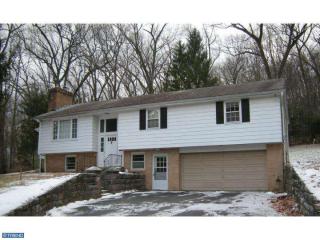 1346 Stonesthrow Rd, Bethlehem, PA 18015-5333