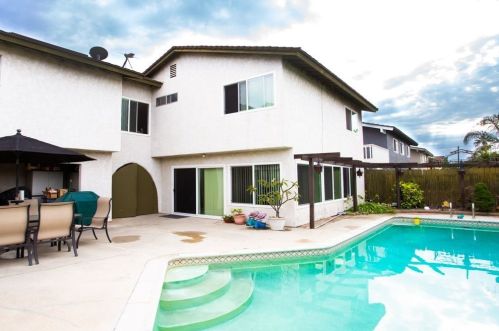 5297 Vista Del Mar, Cypress, CA 90630-3047