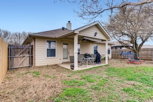 324 Memory Dr, Fort Worth TX  76108-3843 exterior