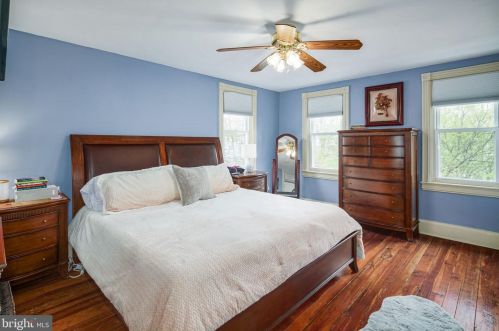 212 Atlantic Ave, Haddonfield NJ 08033-3334 exterior