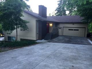 2147 Sycamore Pl, Longview, WA 98632-4556