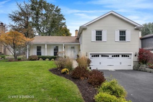85 Swift Ln, Naperville, IL 60565-1317