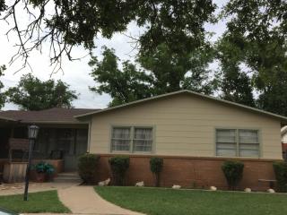 3004 37 St, Lubbock TX  79413-2333 exterior
