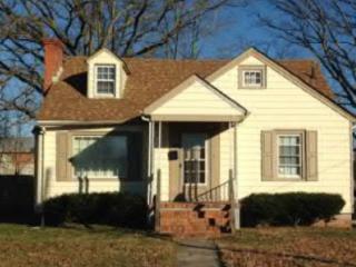 342 Hampton Roads Ave, Hampton, VA 23661-3006
