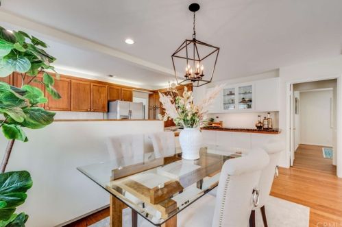 2911 Sycamore Ave, Glendale CA 91201-1154 exterior