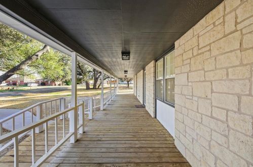 2039 Willow, Lakeside Heights, TX 78639-4168