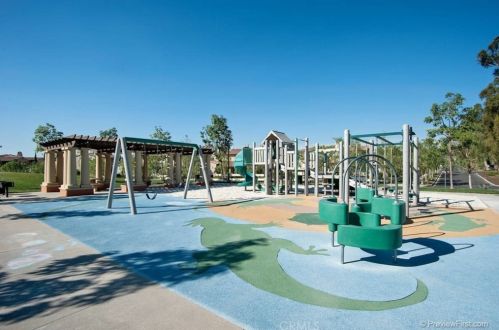 38 Latitude, Irvine CA  92618-8821 exterior