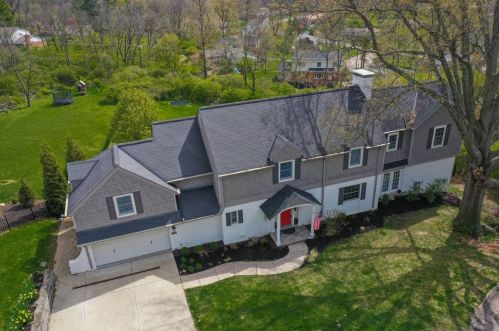 310 Compton Hills Dr, Cincinnati, OH 45215-4118
