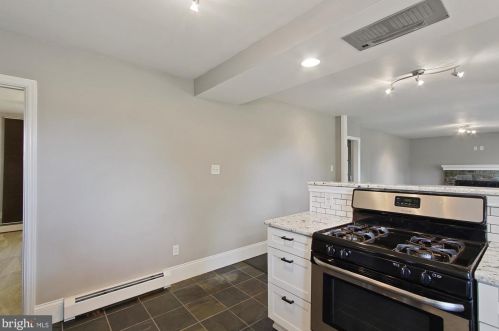 41 Roosevelt Blvd, Lancaster PA  17601-4039 exterior