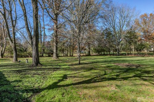 32 Taylor Rd, Princeton NJ 08540-9521 exterior