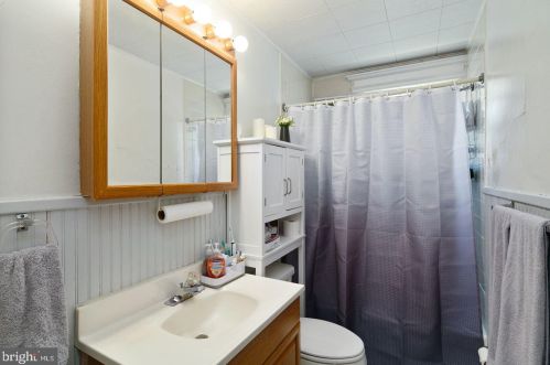 120 Virginia Ave, Camden NJ 08108-2633 exterior