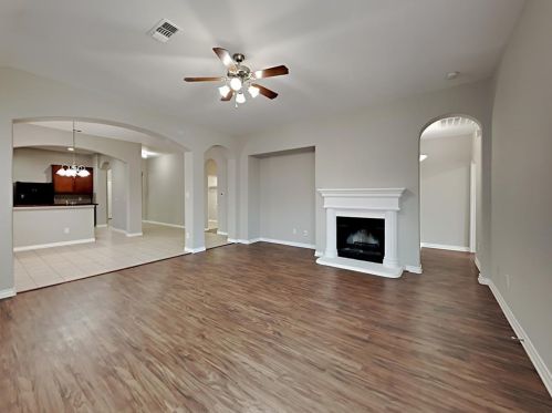 8720 Prairie Dawn Dr, Fort Worth TX  76131-3362 exterior