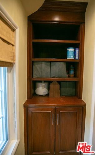 1463 Beaudry Blvd, Glendale CA  91208-1707 exterior