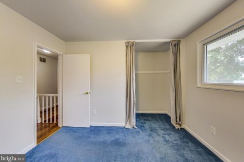 3200 Kayson St, Silver Spring MD 20906-3942 exterior