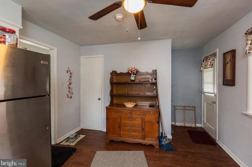 924 Rolridge Ave, Lancaster PA  17603-5739 exterior