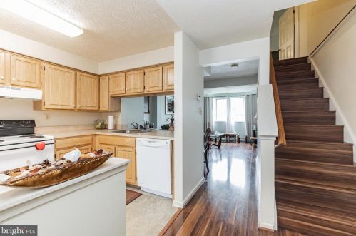 4339 Isleswood Ter, Burtonsville, MD 20866-1380