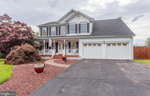 13112 Queensdale Dr, Woodbridge, VA 22193-4564
