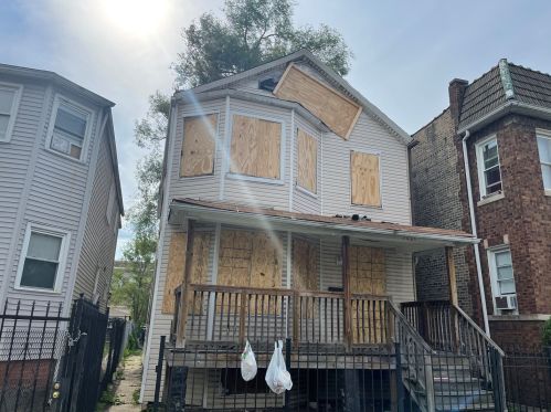 1024 Leamington Ave, Chicago, IL 60651-2967