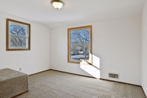 15465 Dresden Trl, Saint Paul MN  55124-6898 exterior