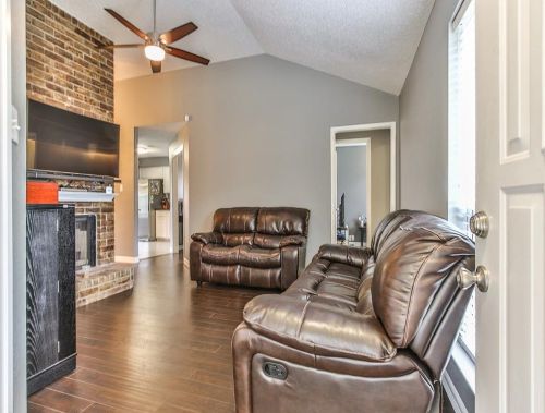 8526 Lazy Brook Ln, Morgans Point TX  77571-3770 exterior