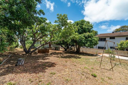 912 17th Ave, Honolulu HI  96816-4106 exterior